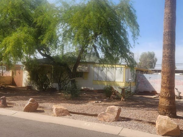 1636 E Glenrosa Avenue, Phoenix, AZ 85016