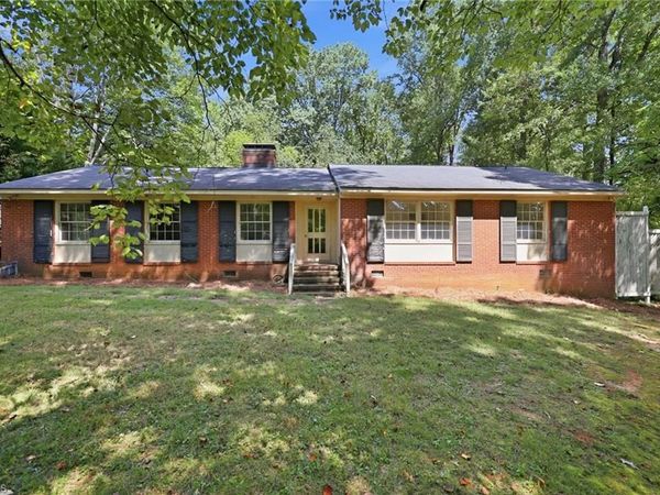 5510 Mecklenburg Road , Greensboro, NC 27407