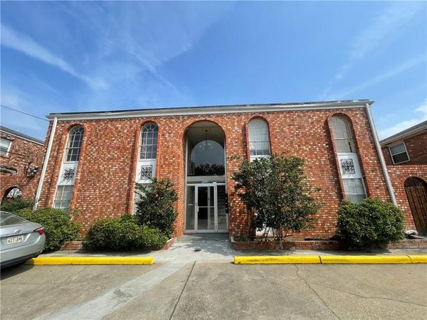 6629 FLEUR DE LIS Drive, Unit 4, New Orleans, LA 70124
