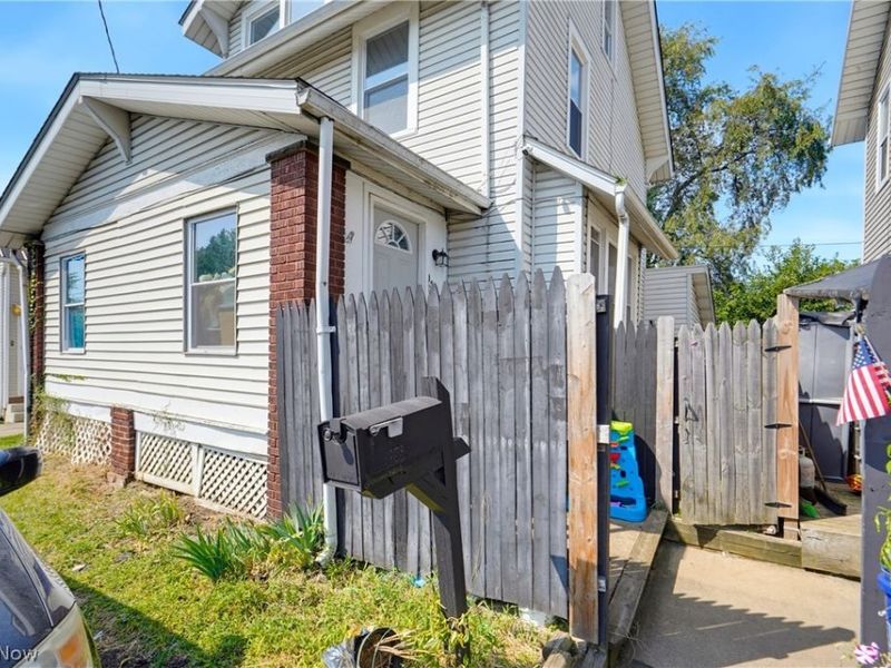 1535 Ames Court NW, Canton, OH 44703 Photo 8