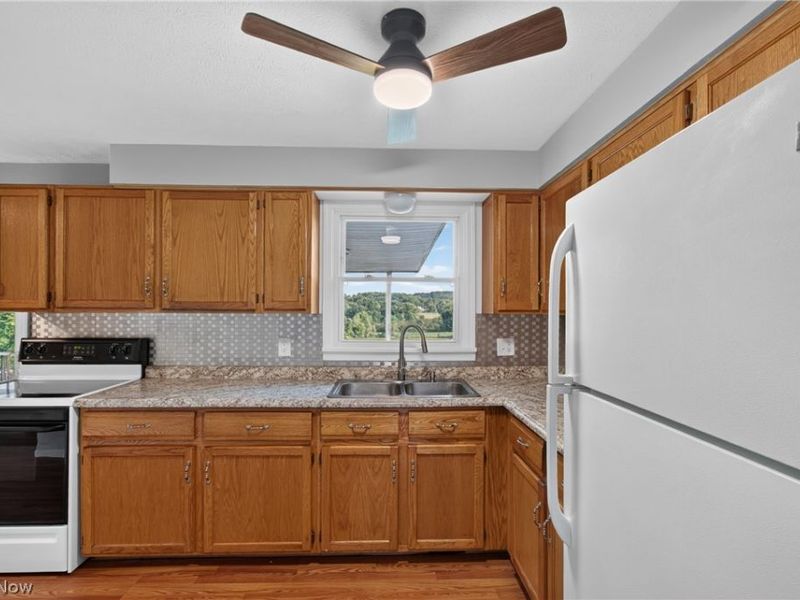 3865 Seeman Street SW, East Sparta, OH 44626 Photo 11