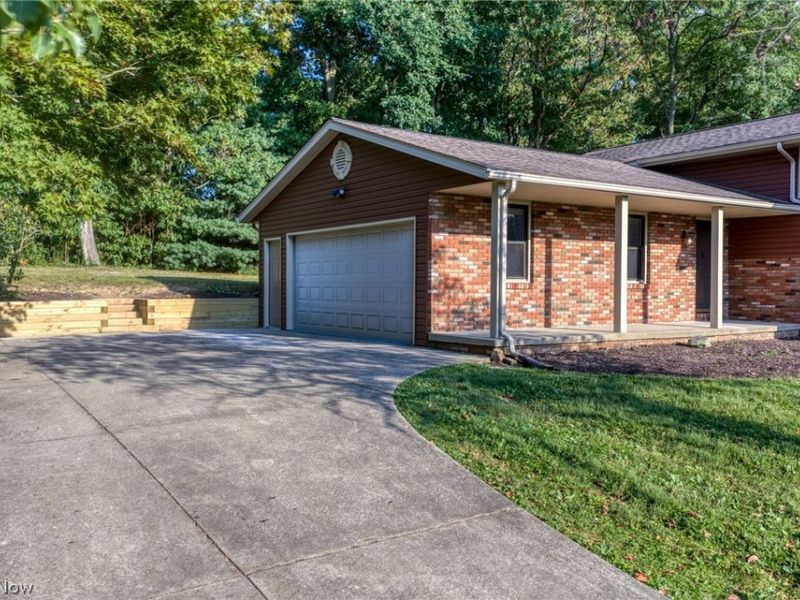 11210 Billingham Avenue NW, Uniontown, OH 44685 Photo 46