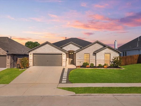6924 Talon Bluff Drive , Fort Worth, TX 76179