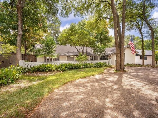 8242 San Cristobal Drive , Dallas, TX 75218