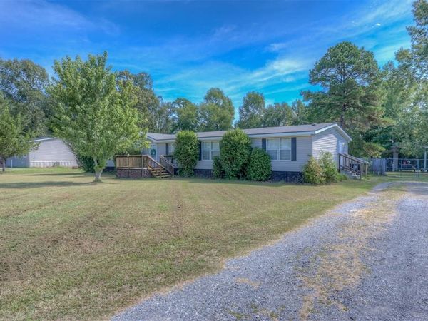208 Bent Oak Drive, Stonewall, LA 71078