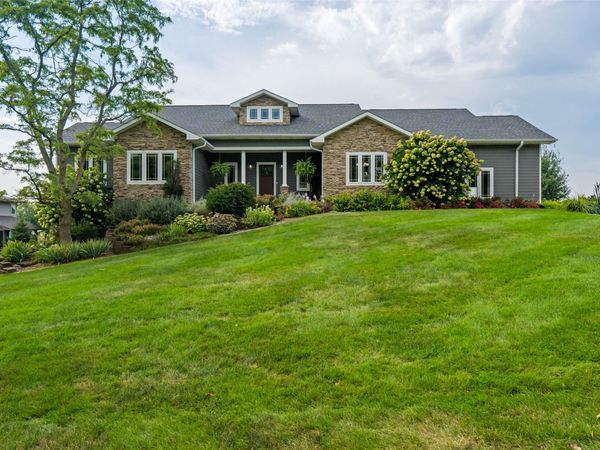 3236 N Fernwood Drive, Cumming, IA 50061