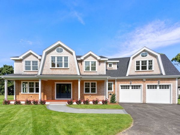 106 Barcliff Ave, Chatham, MA 02633