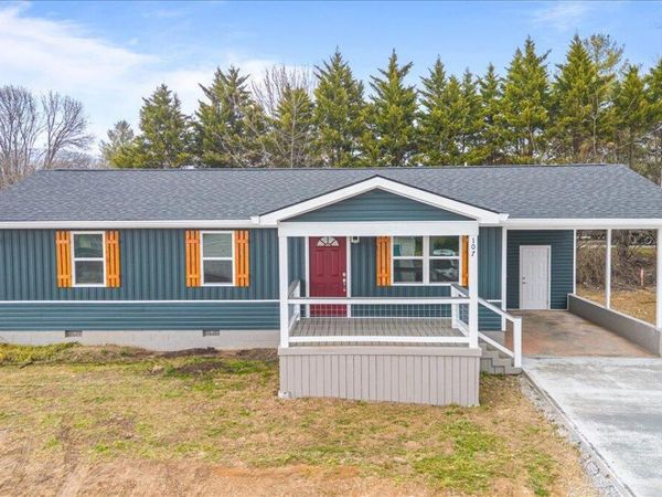 107 Azalea Lane , Jacksboro, TN 37757