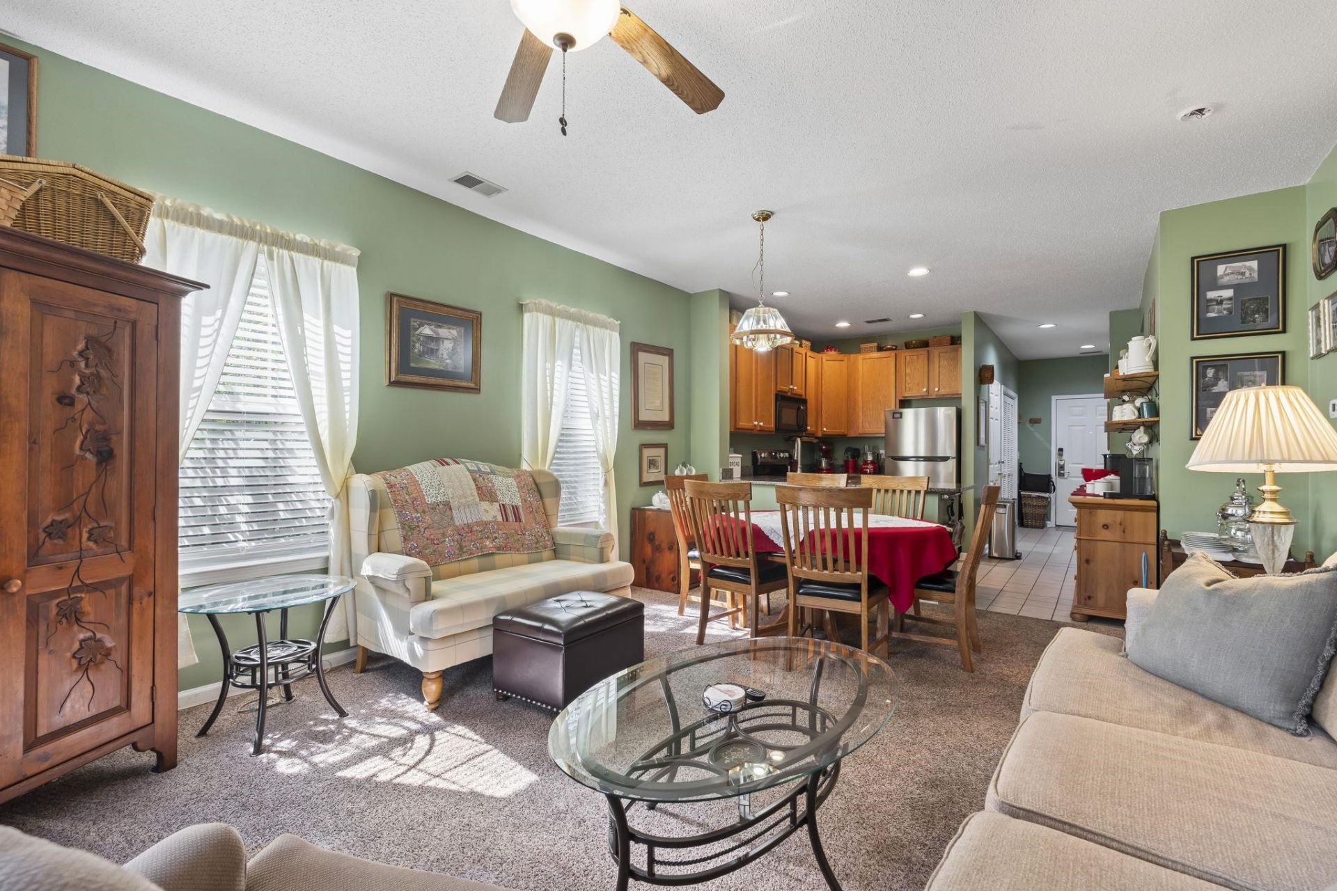 4545 Girvan Dr.  Photo 16
