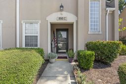 4545 Girvan Dr.  photo 4