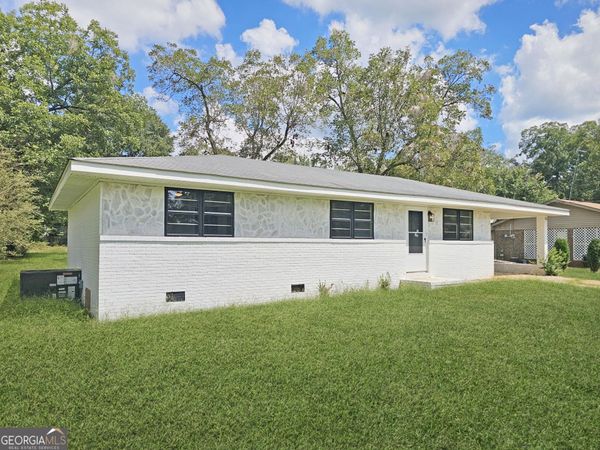 84 Adkerson Drive, Zebulon, GA 30295