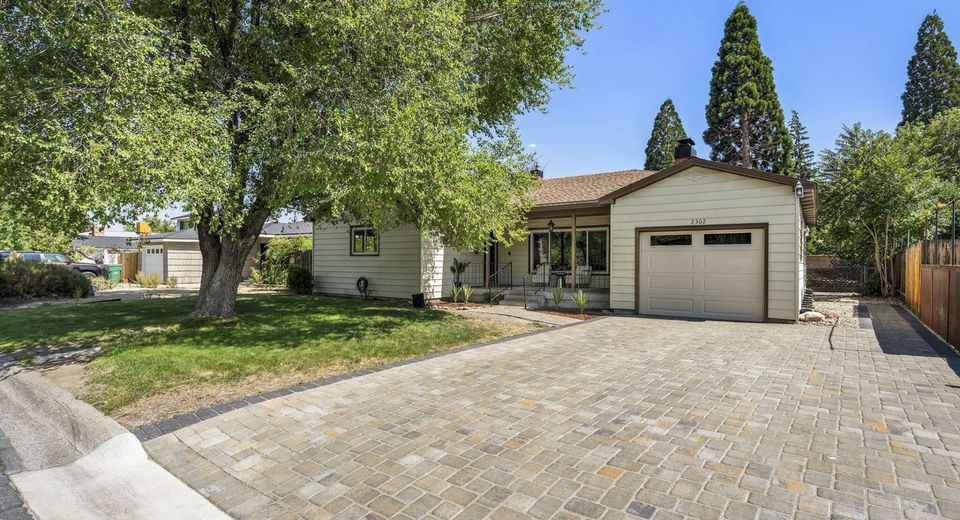 2302 Idlewild Drive, Reno, NV 89509 Photo