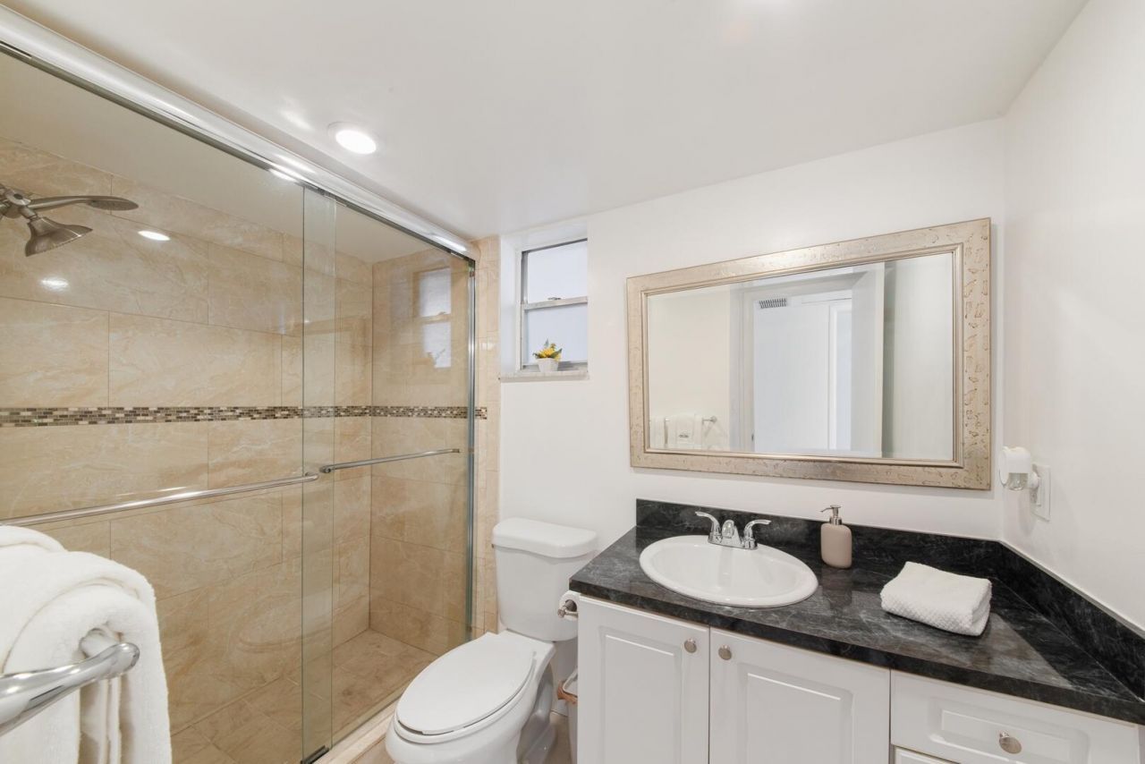 2581 Garden Drive N, Unit 206, Lake Worth, FL 33461 Photo