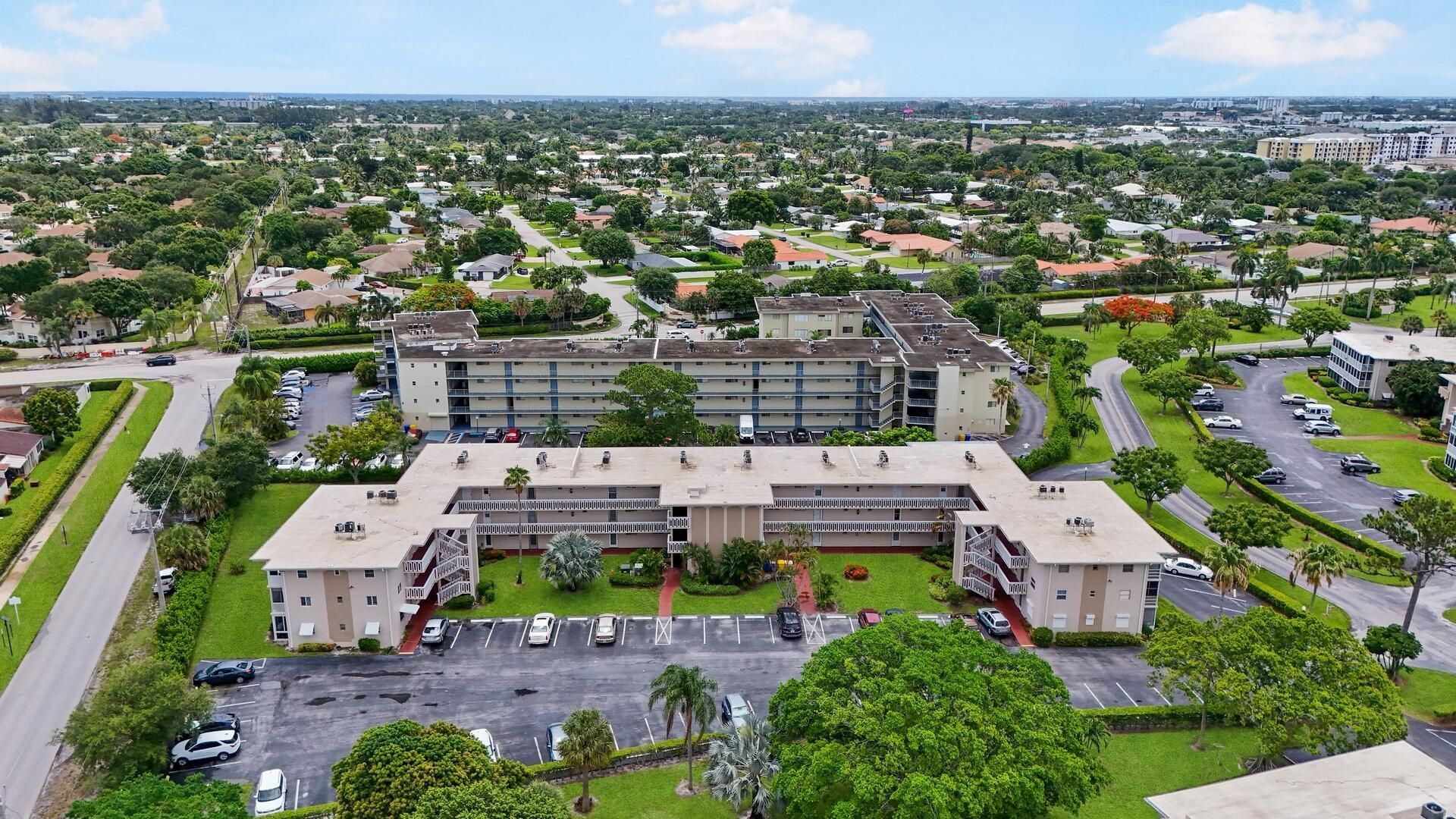 2581 Garden Drive N, Unit 206, Lake Worth, FL 33461 Photo