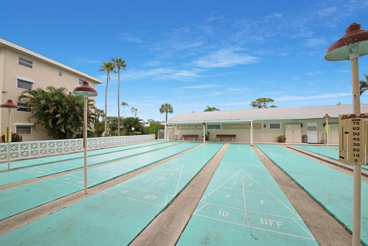 2581 Garden Drive N, Unit 206, Lake Worth, FL 33461 Photo