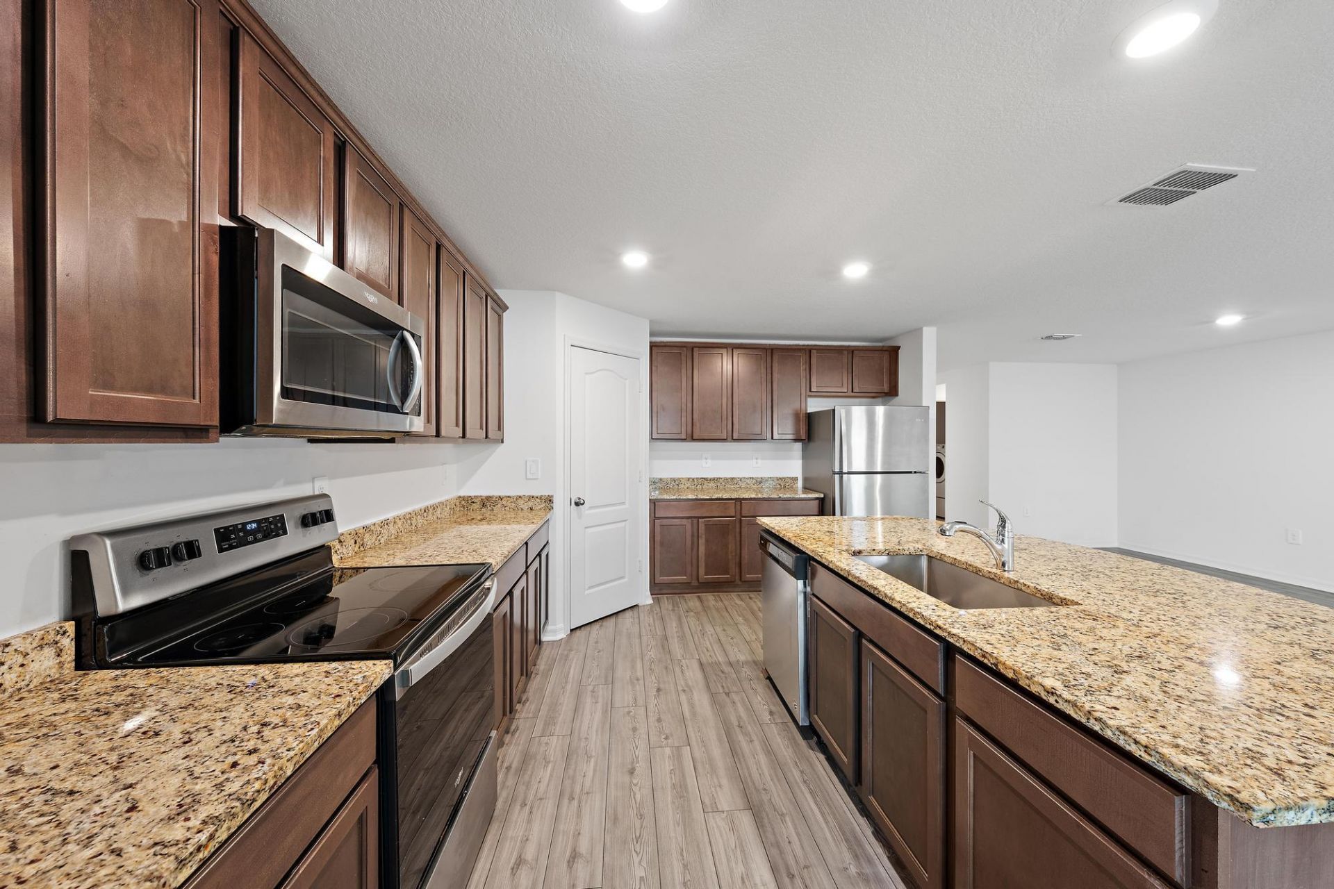 790 NW Kingston Street, Port Saint Lucie, FL 34983 Photo