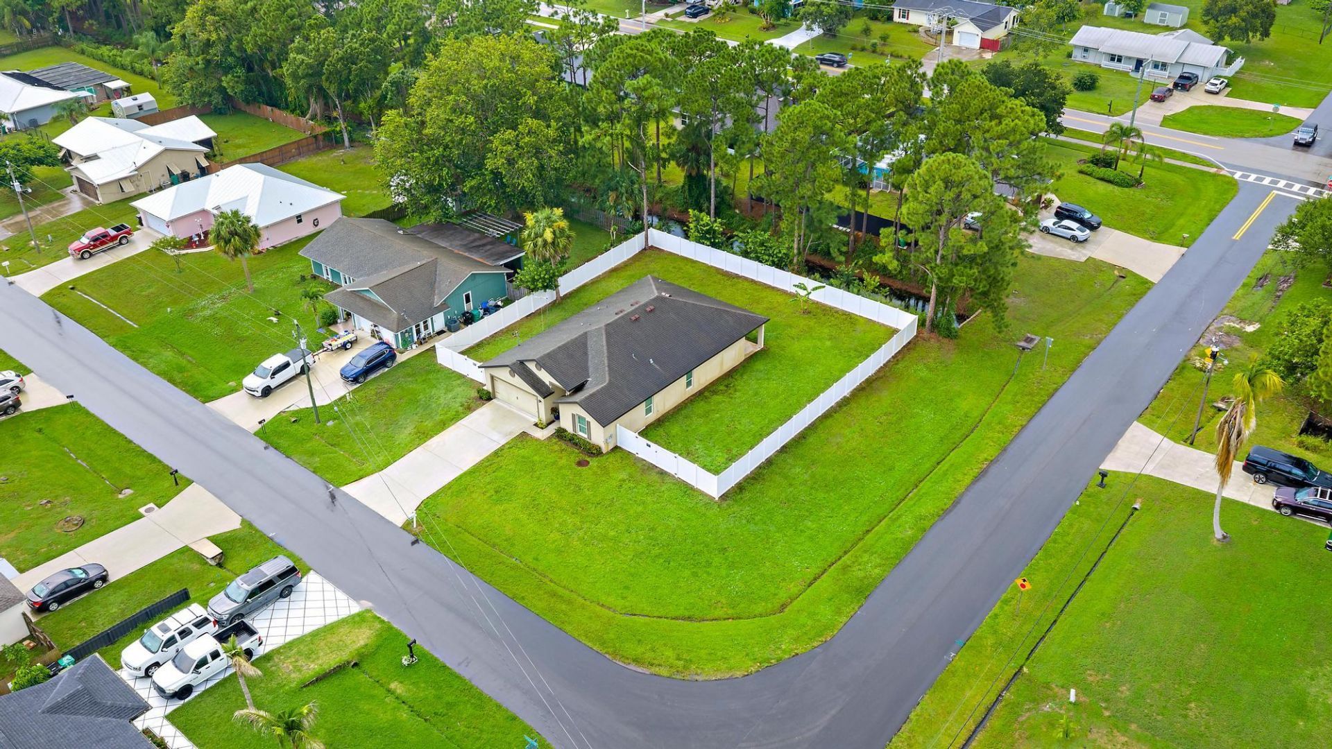 790 NW Kingston Street, Port Saint Lucie, FL 34983 Photo