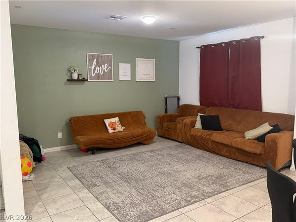 6562 Silver Estate, North Las Vegas, NV 89086