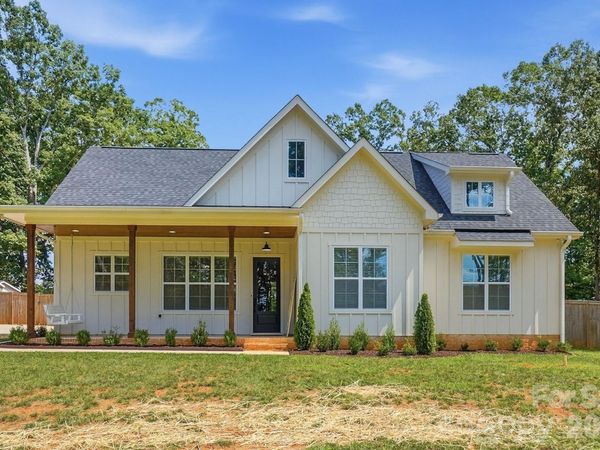 369 Sunderland Road , Belmont, NC 28012