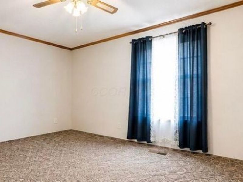 235 Buckingham Drive, Lima, OH 45807 Photo 4