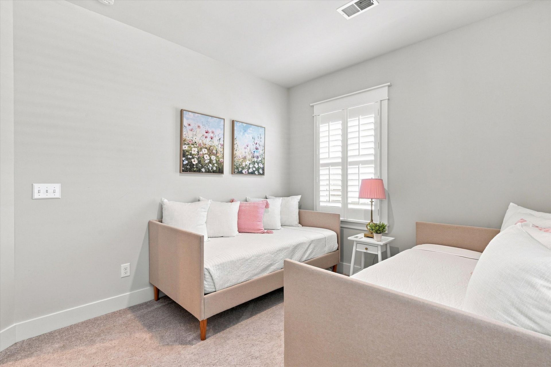 806 Kings Oak Court Photo 24