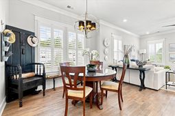 806 Kings Oak Court photo 4