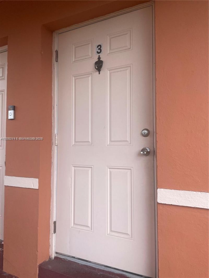3401 SW 11 St, Unit 3 (aka 1B), Miami, FL 33135 Photo