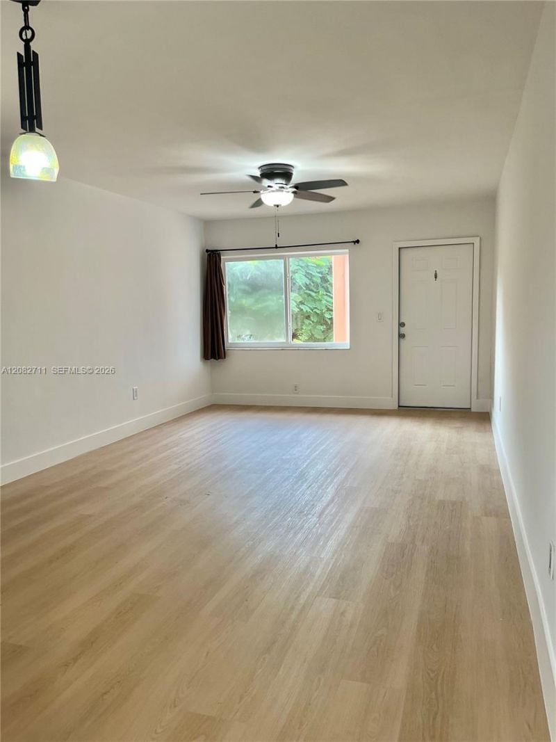 3401 SW 11 St, Unit 3 (aka 1B), Miami, FL 33135 Photo