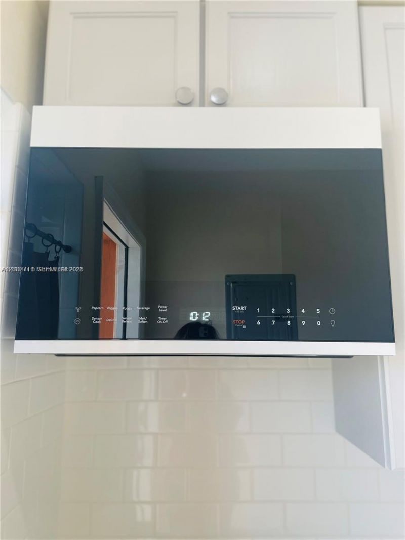 3401 SW 11 St, Unit 3 (aka 1B), Miami, FL 33135 Photo