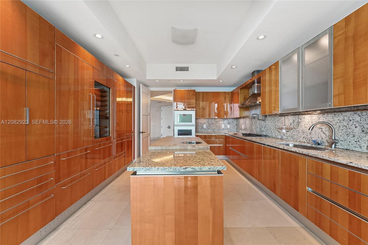 16051 Collins Ave, Unit 2903, Sunny Isles Beach, FL 33160 Photo