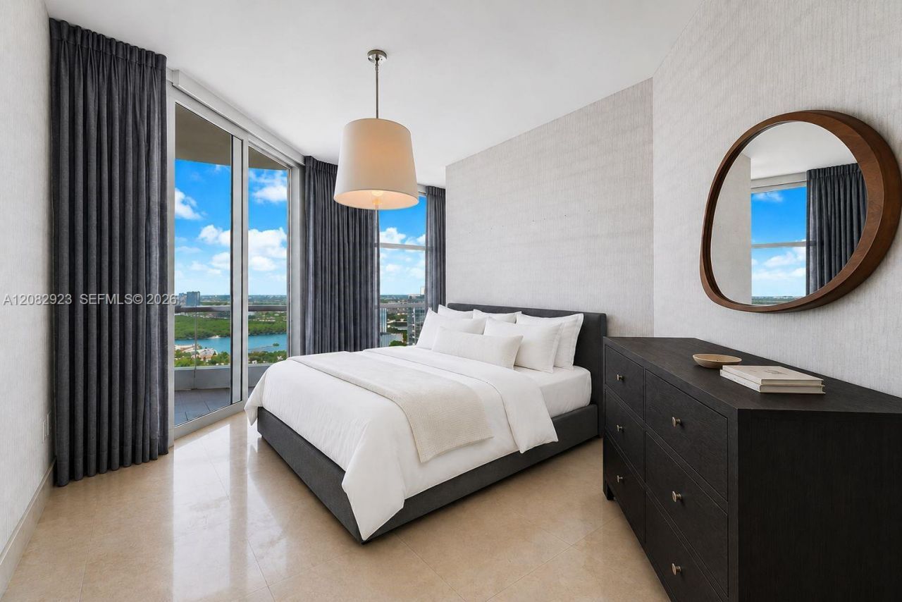 16051 Collins Ave, Unit 2903, Sunny Isles Beach, FL 33160 Photo