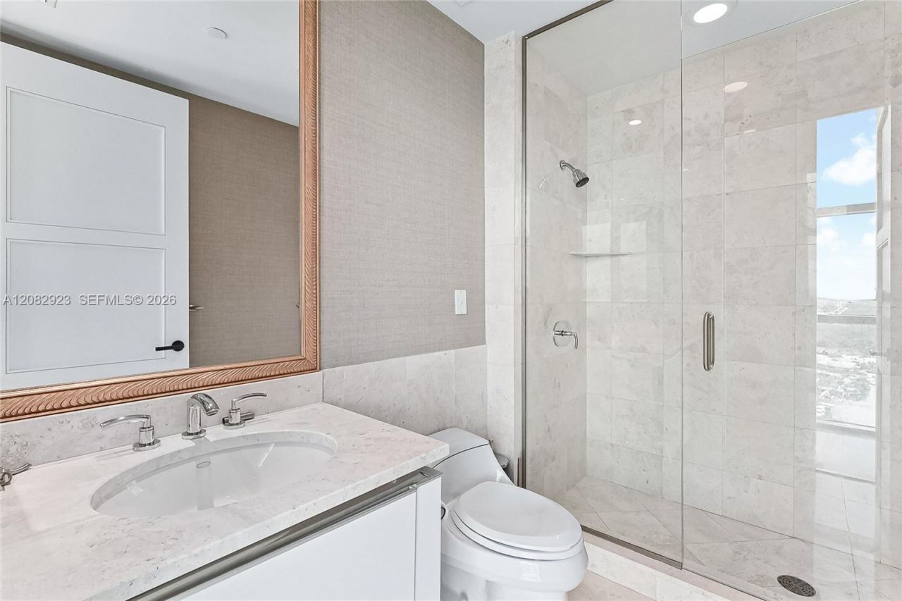 16051 Collins Ave, Unit 2903, Sunny Isles Beach, FL 33160 Photo