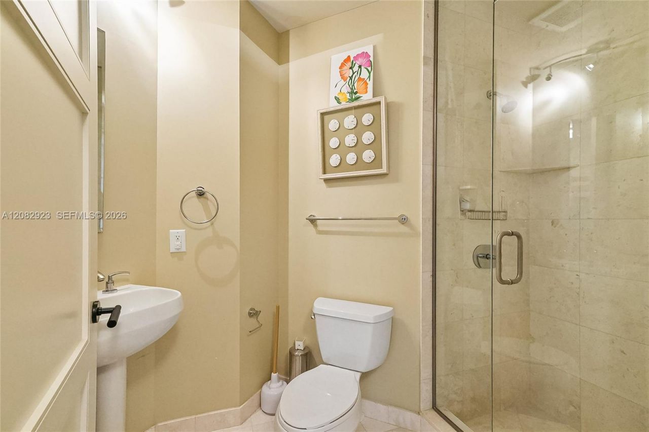 16051 Collins Ave, Unit 2903, Sunny Isles Beach, FL 33160 Photo