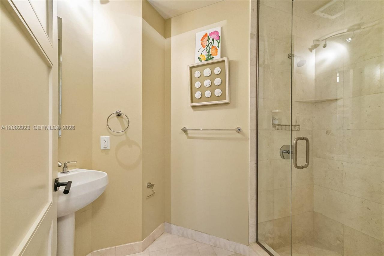16051 Collins Ave, Unit 2903, Sunny Isles Beach, FL 33160 Photo