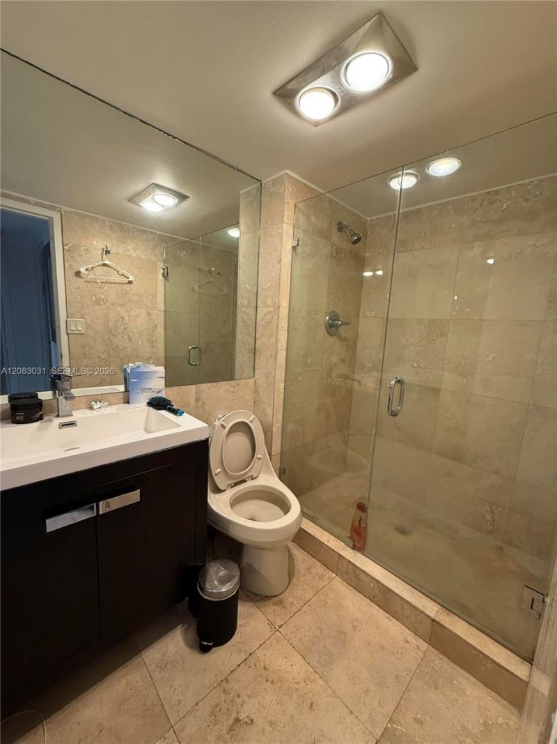3375 N Country Club Dr , Unit 1004, Aventura, FL 33180 Photo