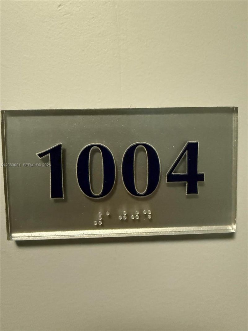 3375 N Country Club Dr , Unit 1004, Aventura, FL 33180 Photo