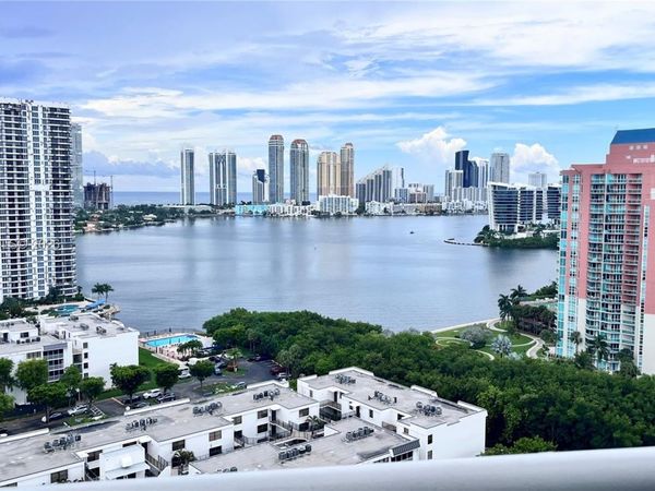 3300 NE 192nd St, Unit PH16, Aventura, FL 33180