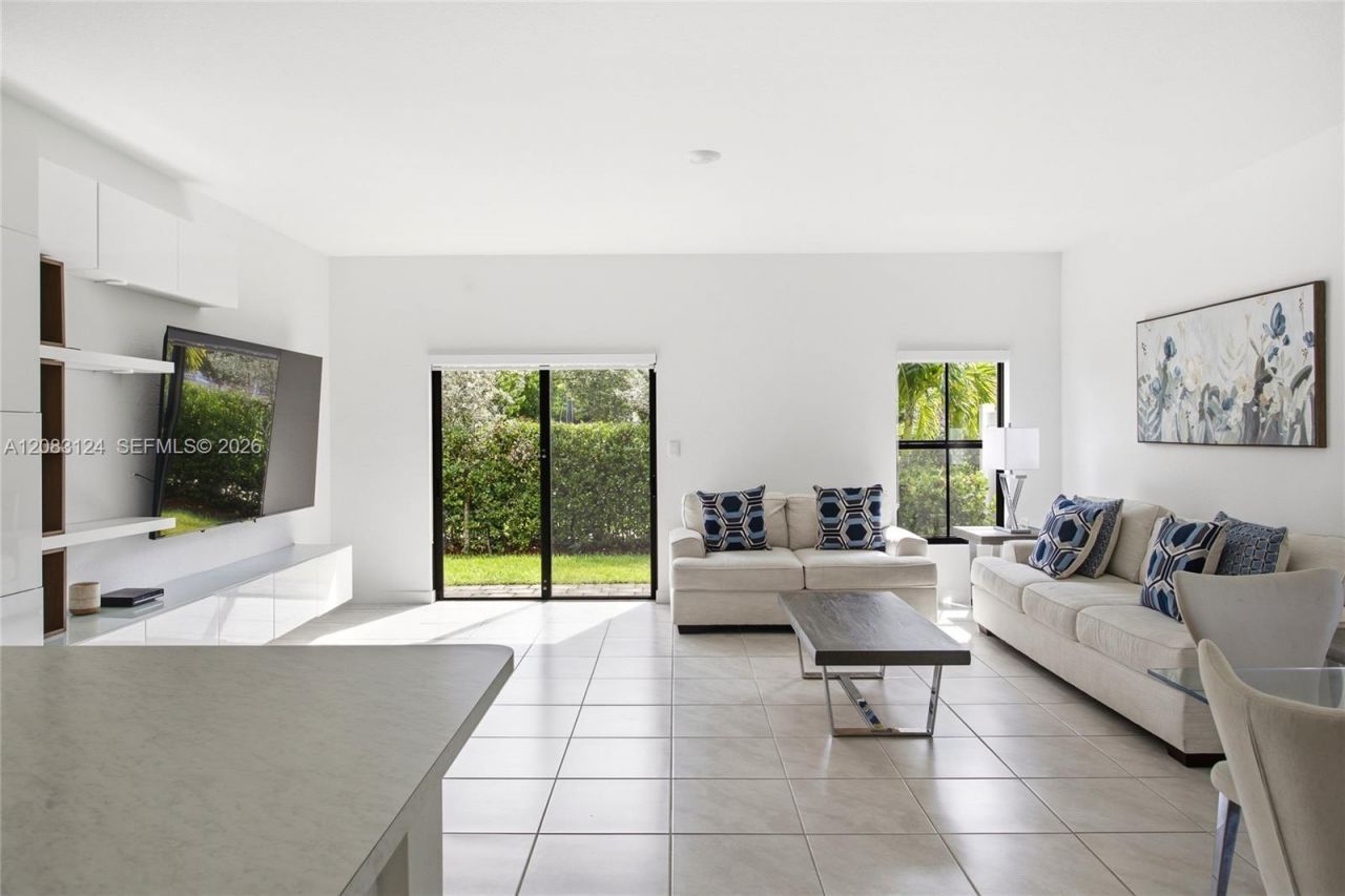 926 NW 3rd Ter, Unit 926, Pompano Beach, FL 33060 Photo