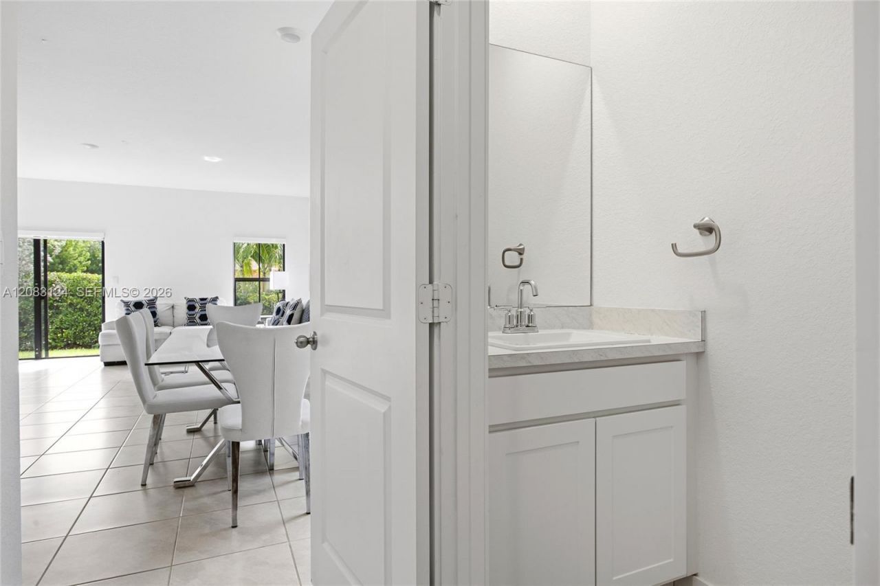 926 NW 3rd Ter, Unit 926, Pompano Beach, FL 33060 Photo