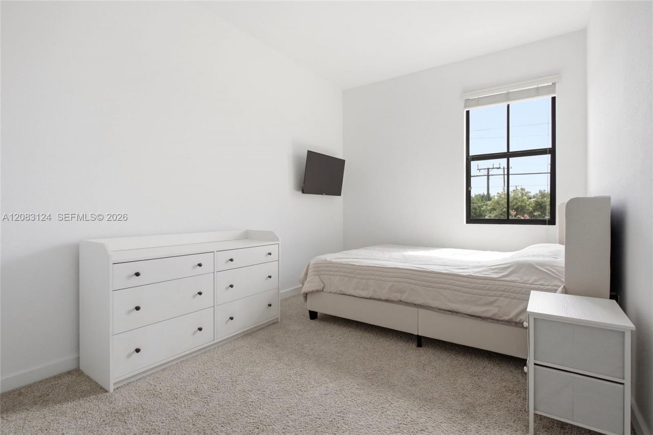 926 NW 3rd Ter, Unit 926, Pompano Beach, FL 33060 Photo