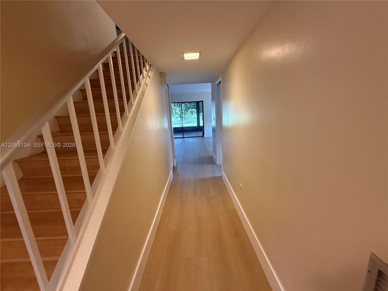 19233 E Lake Dr , Unit 19233, Hialeah, FL 33015 Photo