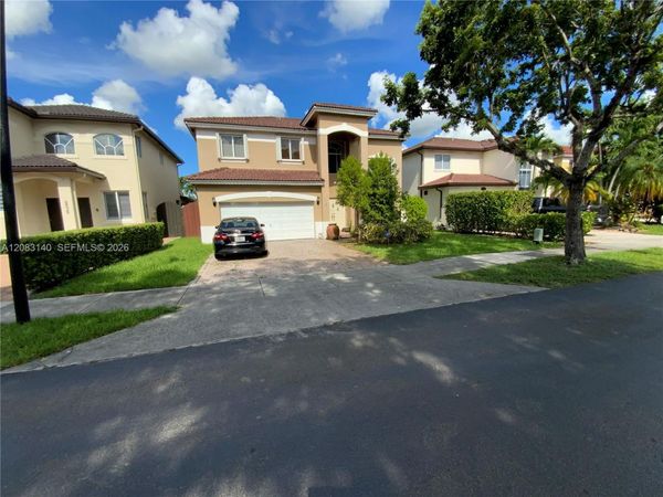 6528 SW 158th Pass , Miami, FL 33193