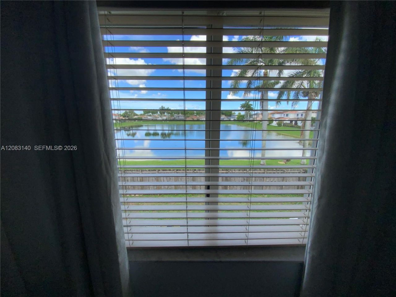 6528 SW 158th Pass , Miami, FL 33193 Photo
