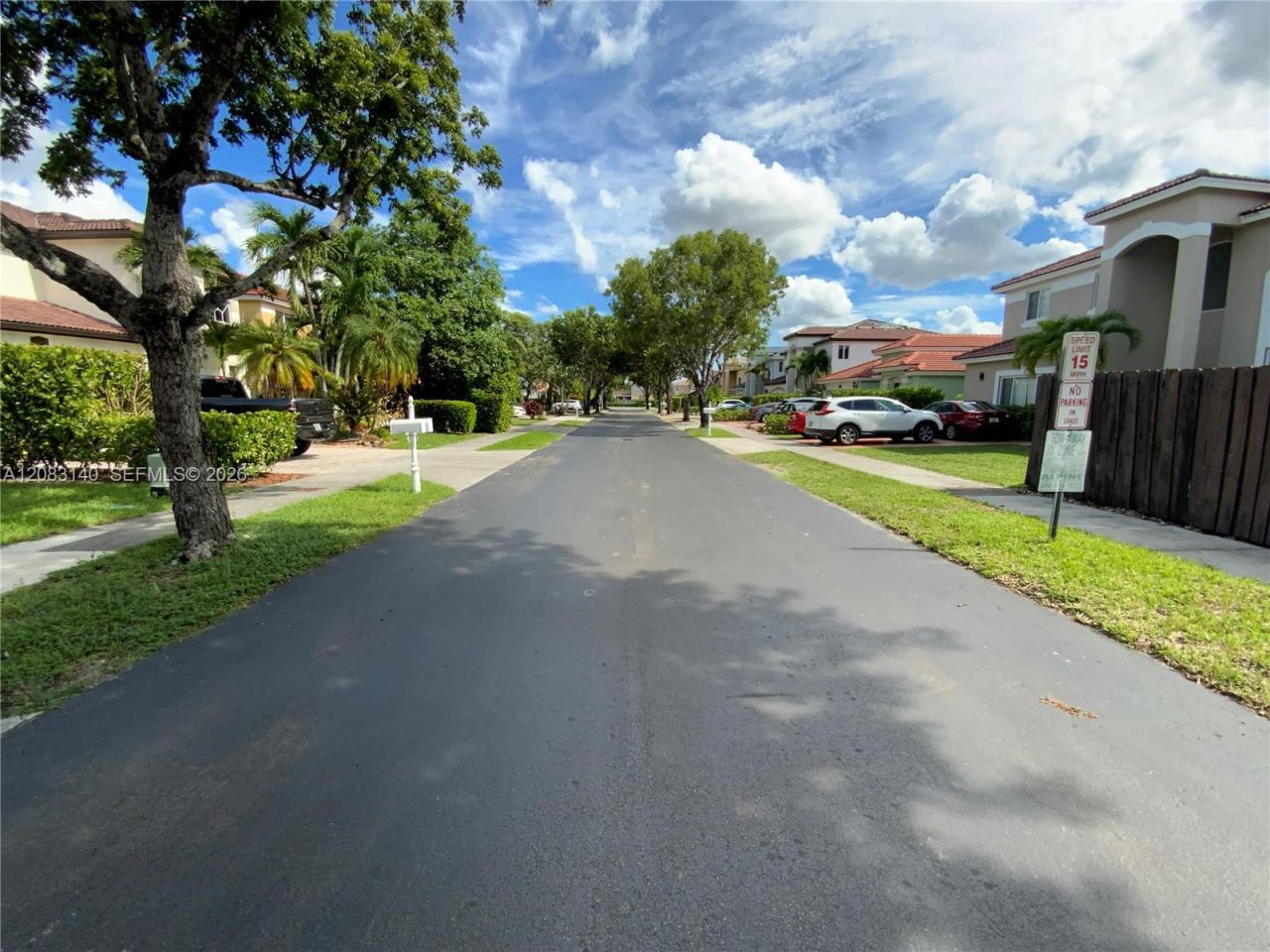 6528 SW 158th Pass , Miami, FL 33193 Photo