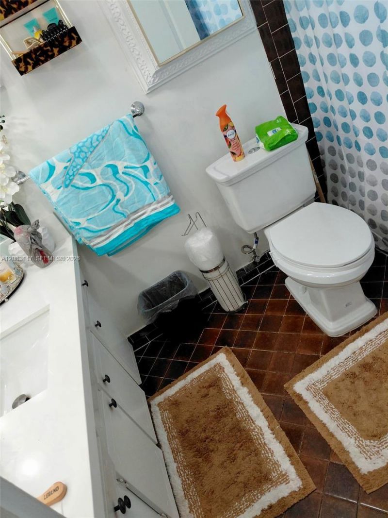 3940 NW 42nd Ave, Unit 321, Lauderdale Lakes, FL 33319 Photo