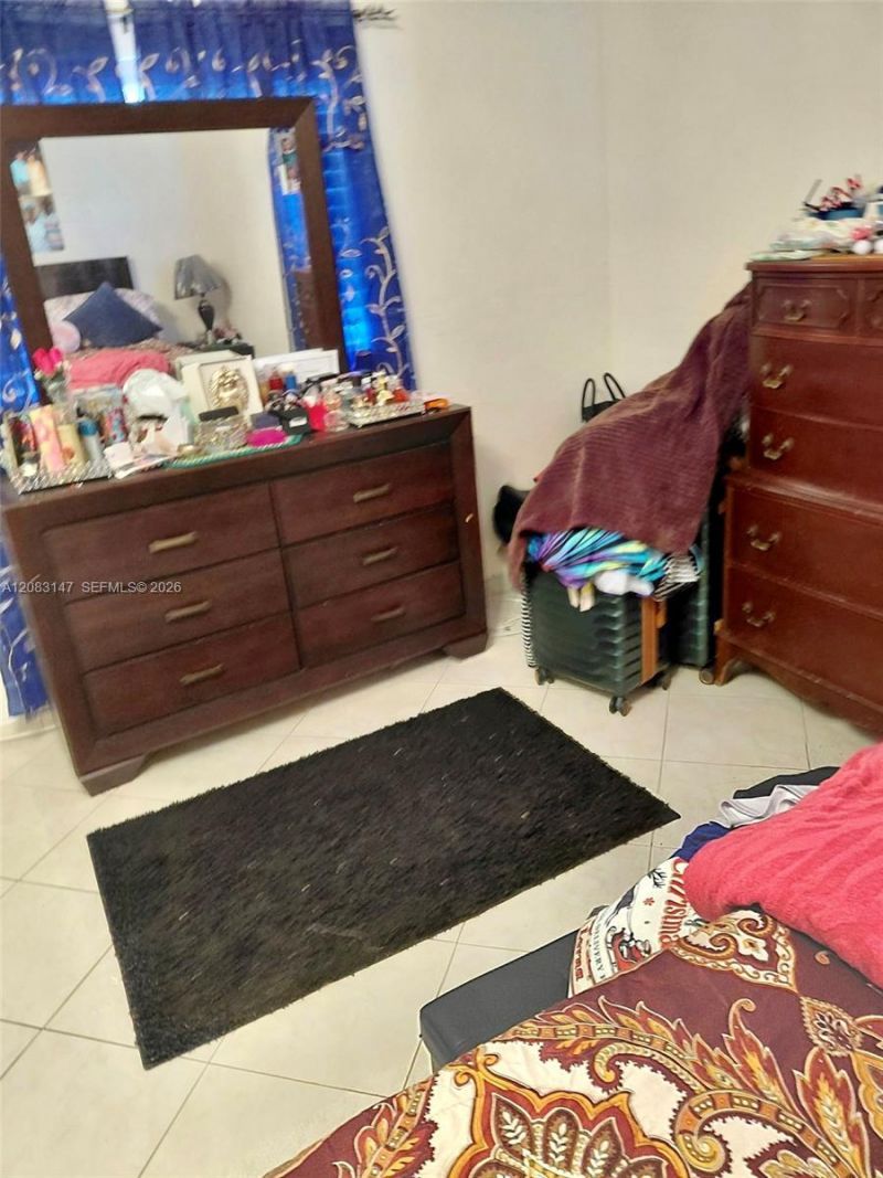 3940 NW 42nd Ave, Unit 321, Lauderdale Lakes, FL 33319 Photo