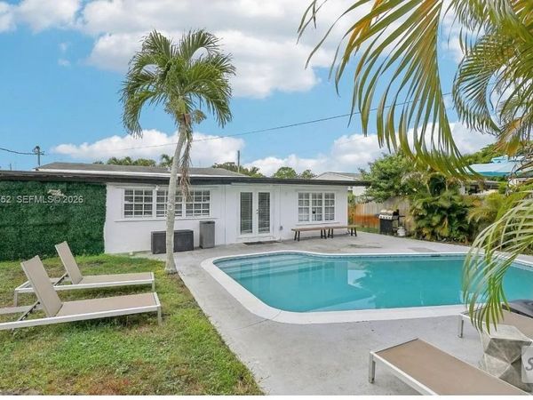 6445 SW 22nd St , Miramar, FL 33023