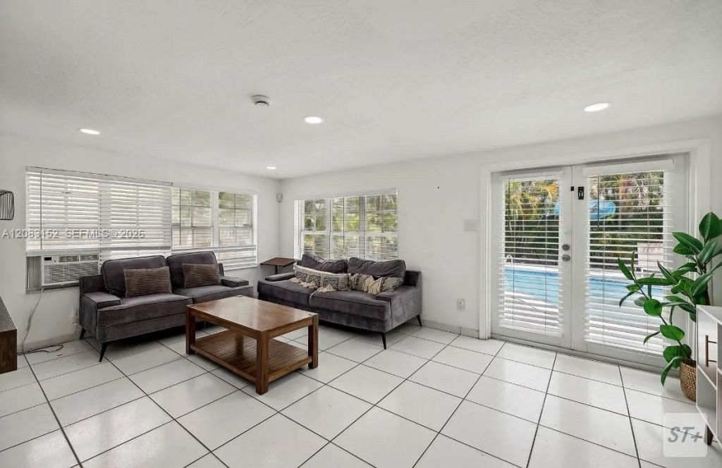 6445 SW 22nd St , Miramar, FL 33023 Photo
