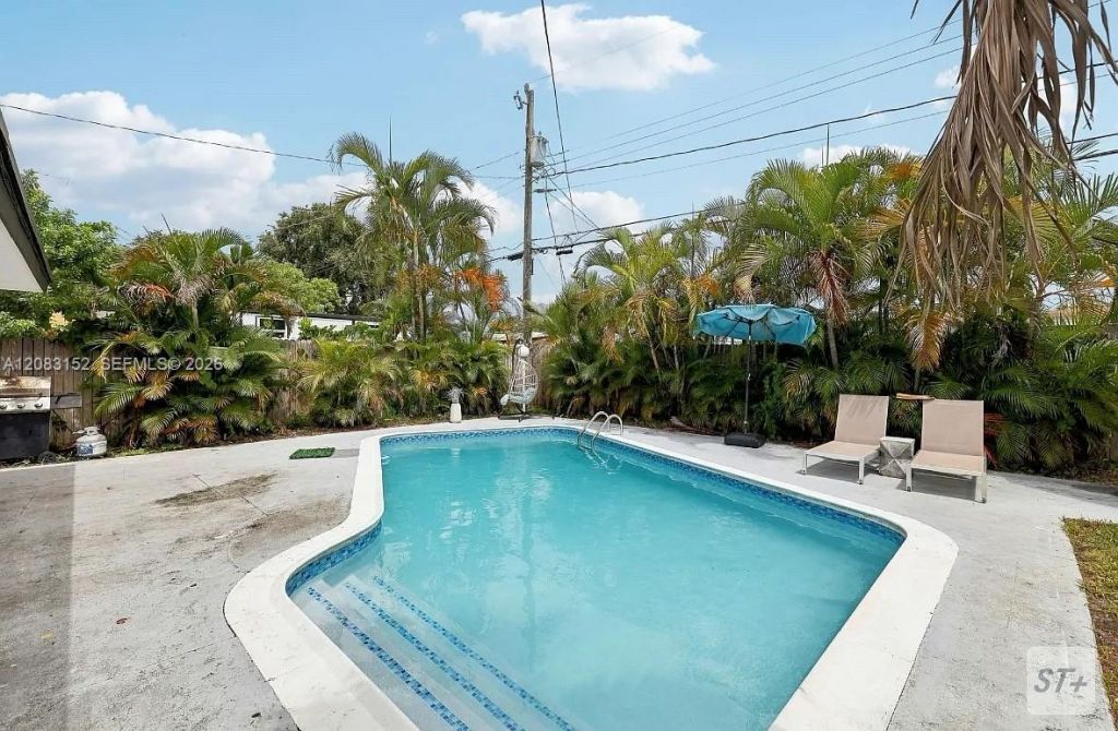 6445 SW 22nd St , Miramar, FL 33023 Photo