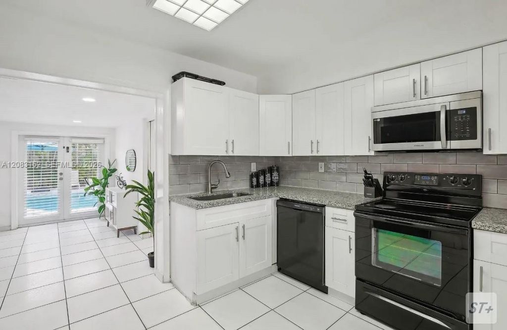 6445 SW 22nd St , Miramar, FL 33023 Photo